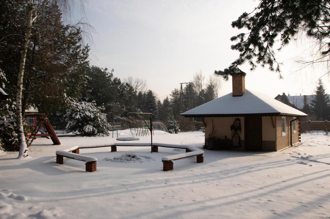 Dolina Bobrow Villa Siennica ภายนอก รูปภาพ